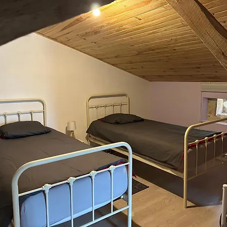 5p Avec Piscine Privee Anthé